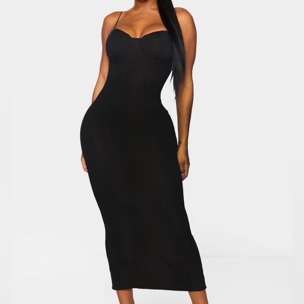 Elegant Black Strapless Dress